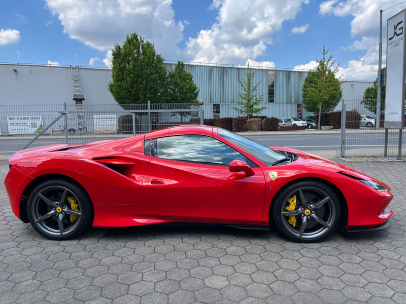 Ferrari F8 Spider Lift*Carbon-Seats*Alcantara*Garantie-5 — photo 3