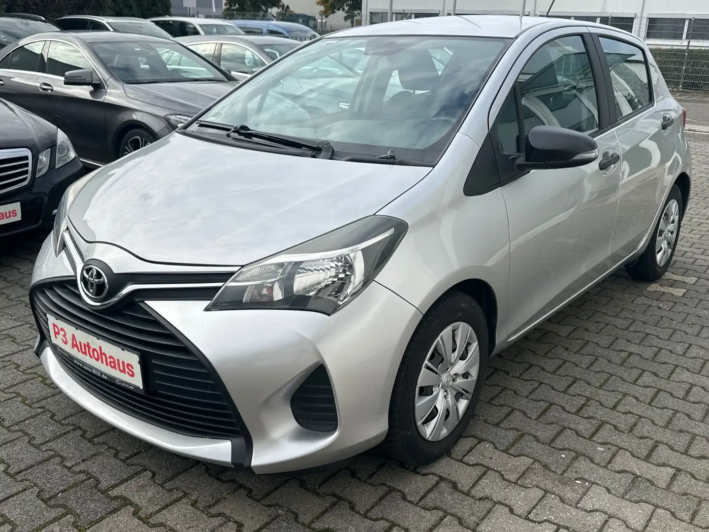 Toyota Yaris Basis*Neu HU*INSPEKTION* 1 Hand Silber - 1