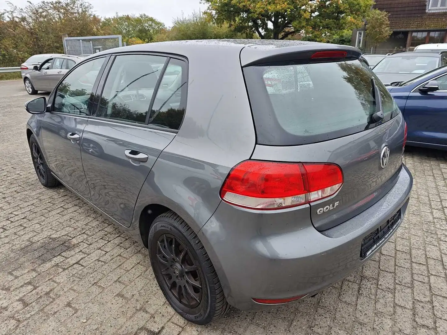 Volkswagen Golf VI 5-Türer 1.2 TSI Trendline Grau - 2