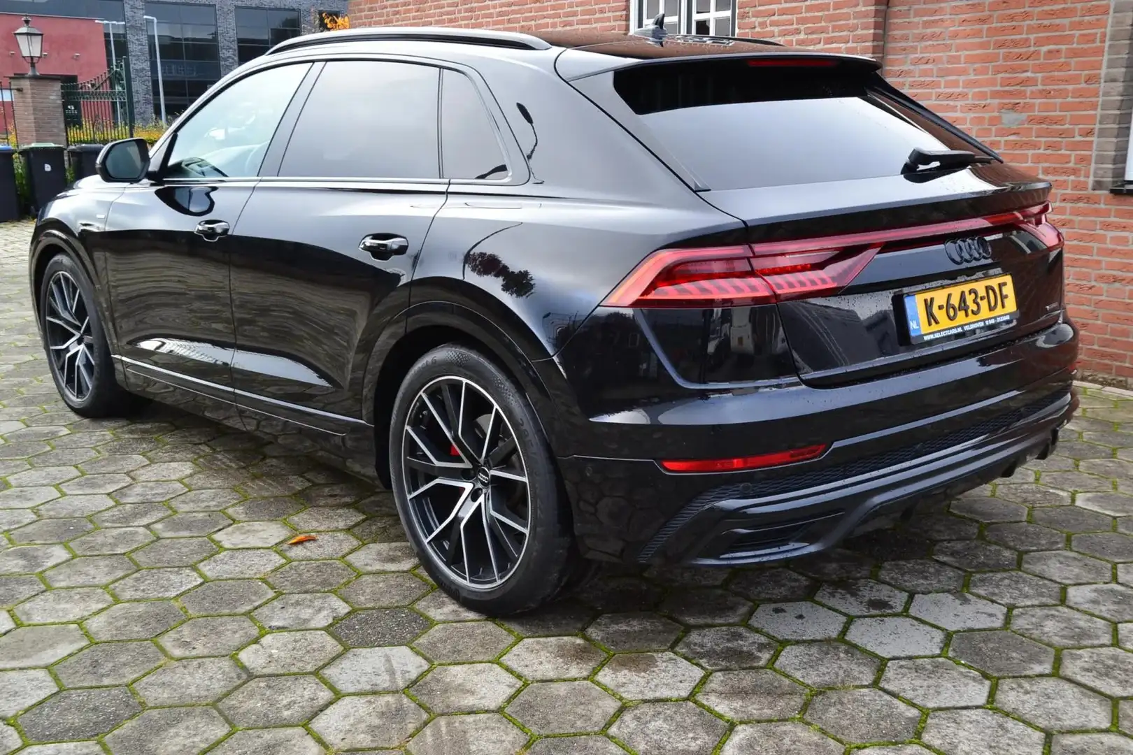 Audi Q8 50 TDI quattro Pro Line S RS-Stoelen Panoramadak L Schwarz - 2