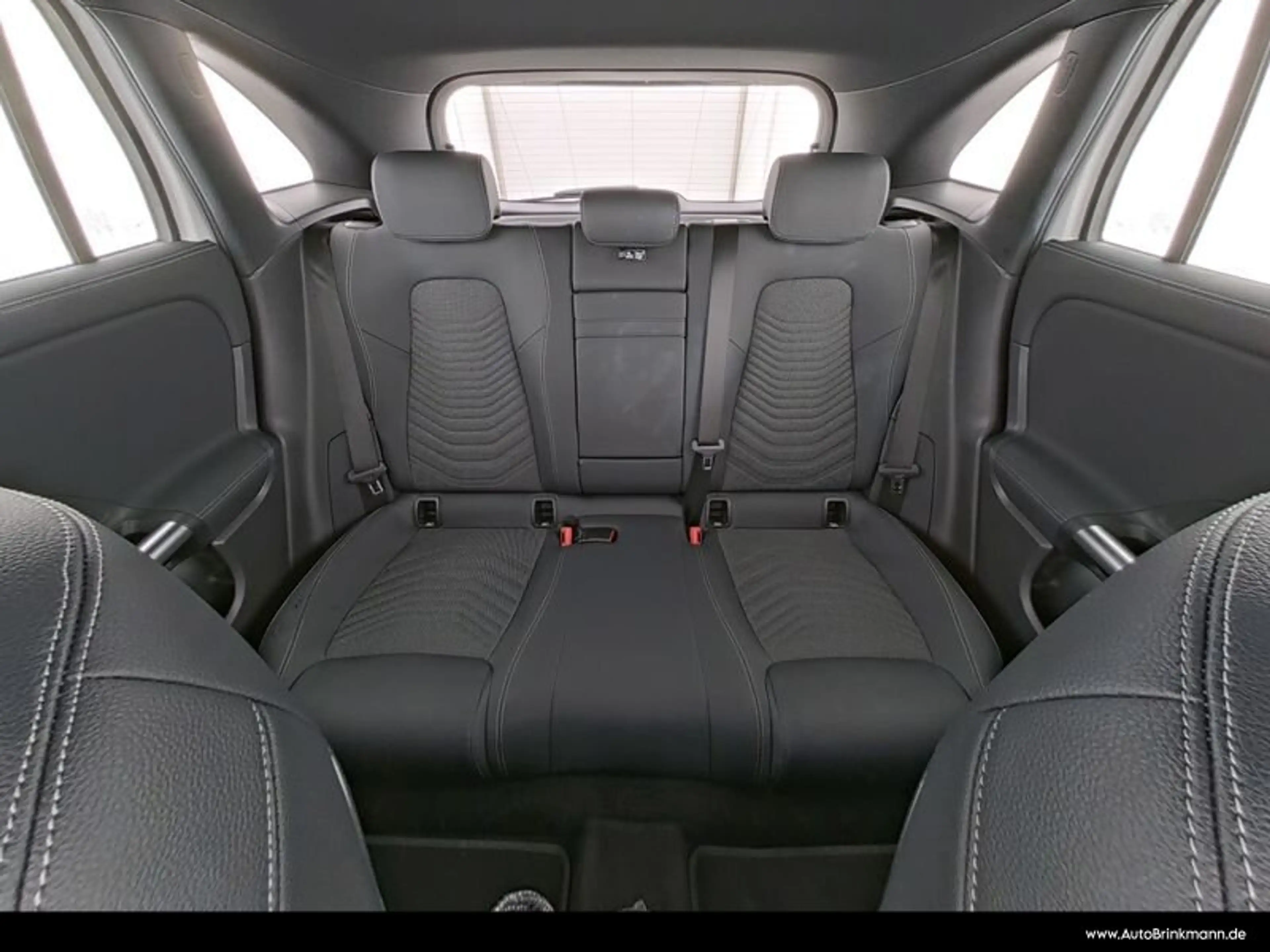 Mercedes-Benz EQA 250 EQA 250+ DISTRONIC/LED/KAMERA/SPURH/ADVANCED SHZ — photo 8