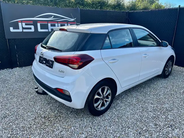 Hyundai I20 view 8
