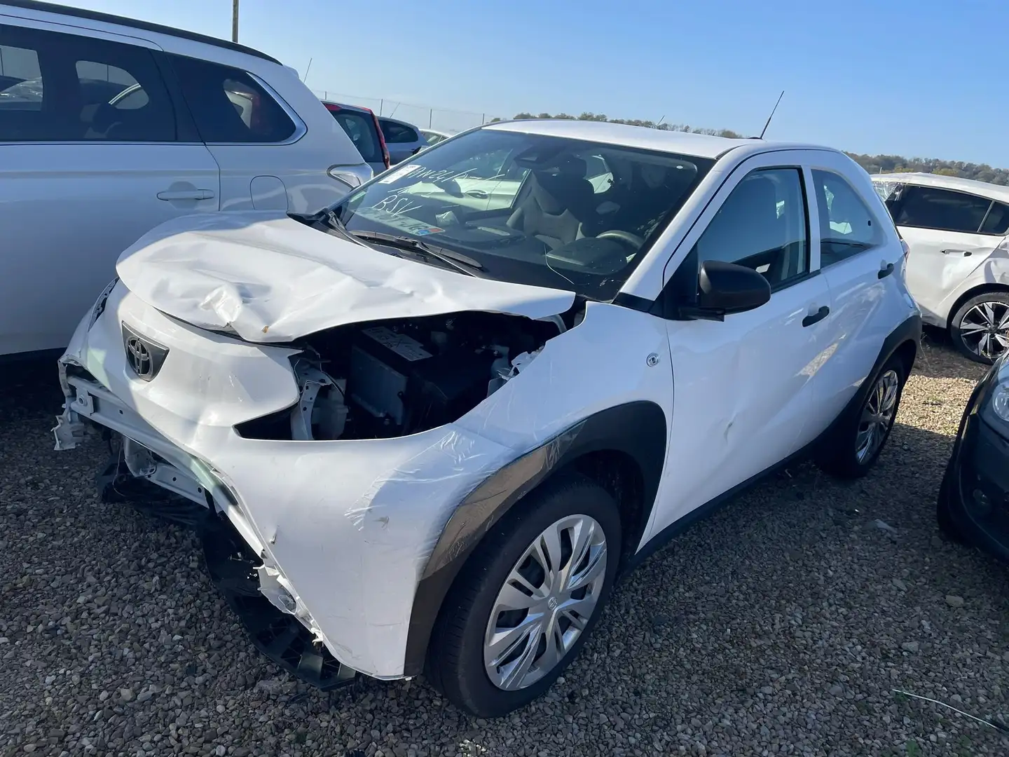 Toyota Aygo X 1.0 VVTi 72 / GQ191 Blanc - 2