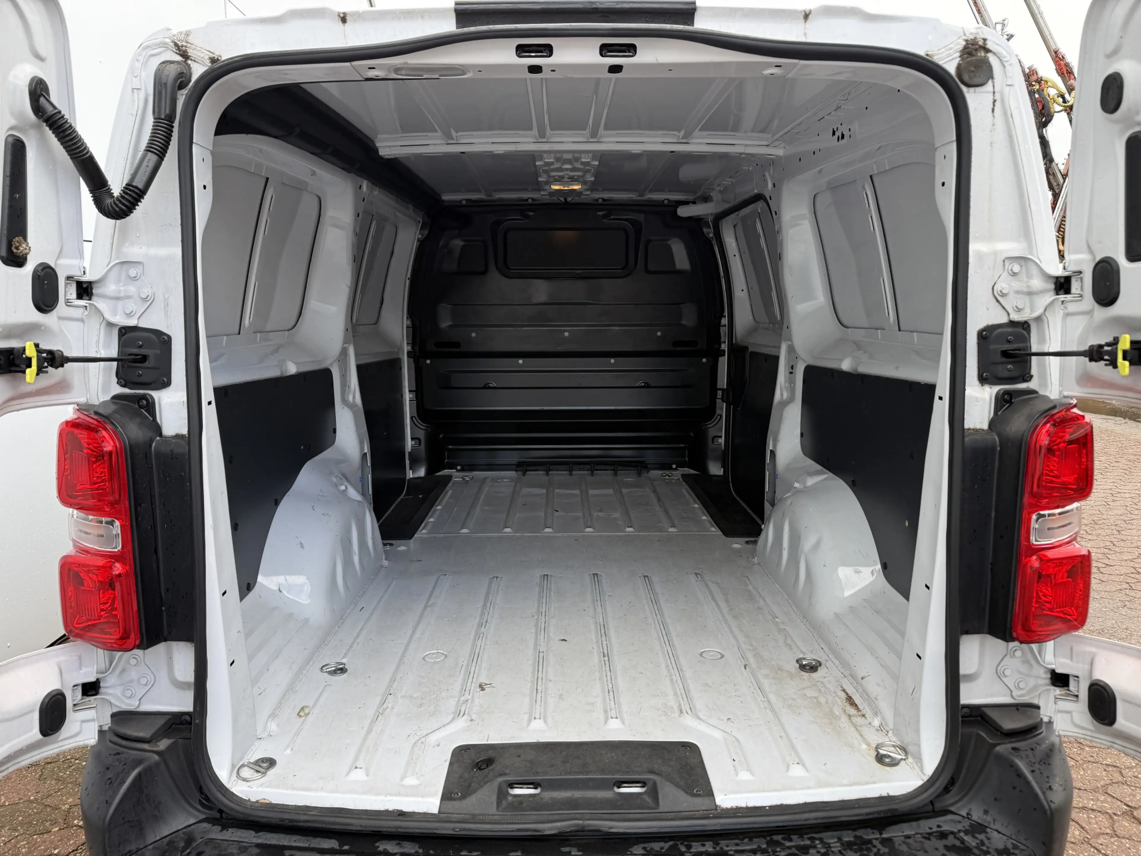 Toyota Proace Electric Worker 75kWh 136PK L3 348km WLTP EV Snell — photo 13