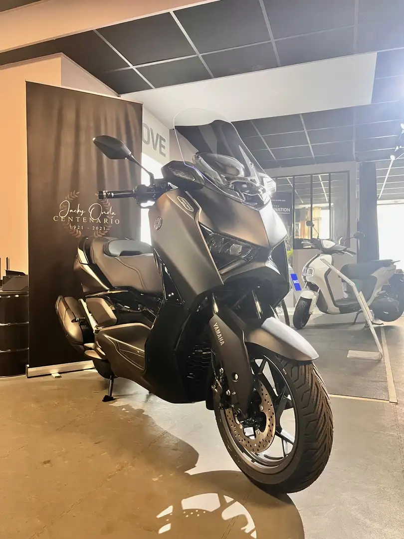 Yamaha X-Max 125 Zelená - 1