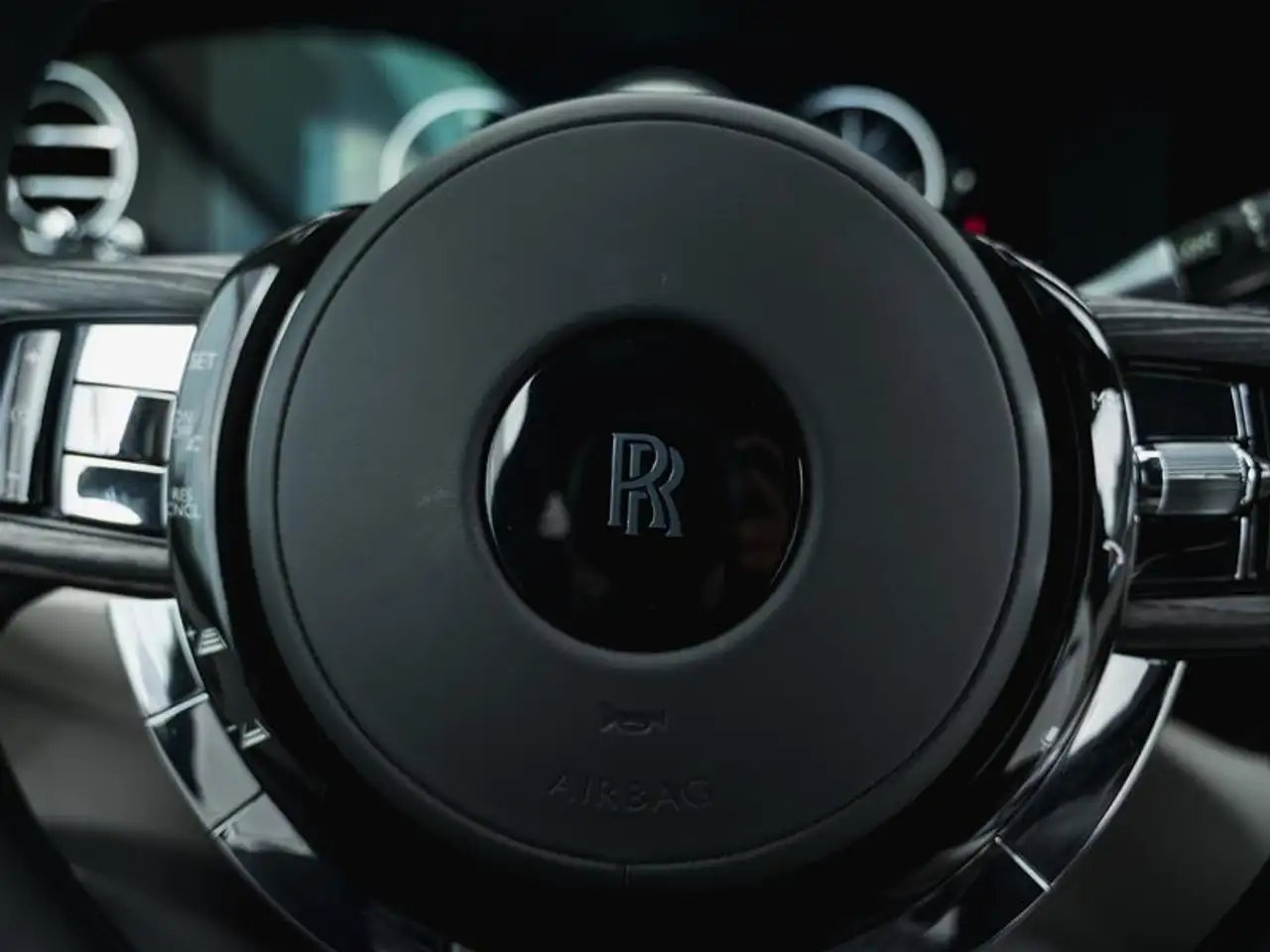 Rolls-Royce Cullinan снимка Rolls-Royce Cullinan