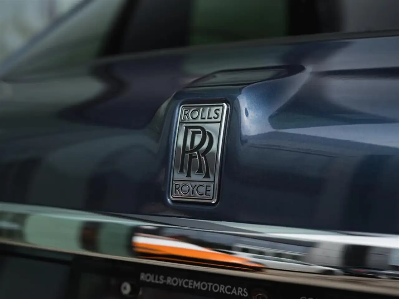 Rolls-Royce Cullinan снимка Rolls-Royce Cullinan