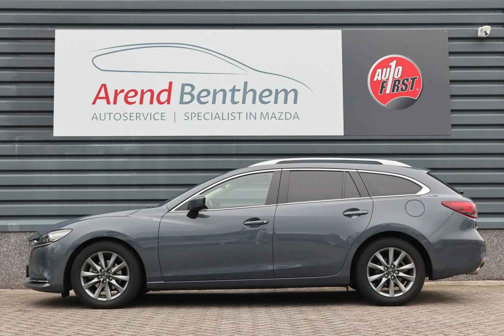 Mazda 6 Sportbreak 2.0 SkyActiv-G 165 Business - Automaat Grijs - 2