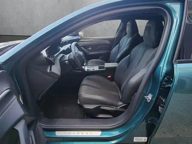 Peugeot 308 SW view 9