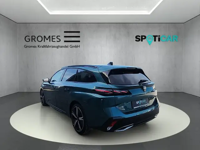 Peugeot 308 SW view 5