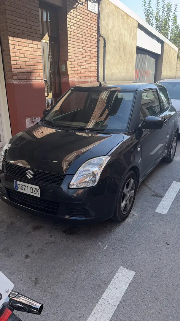 Suzuki Swift 1.3 GS - 1