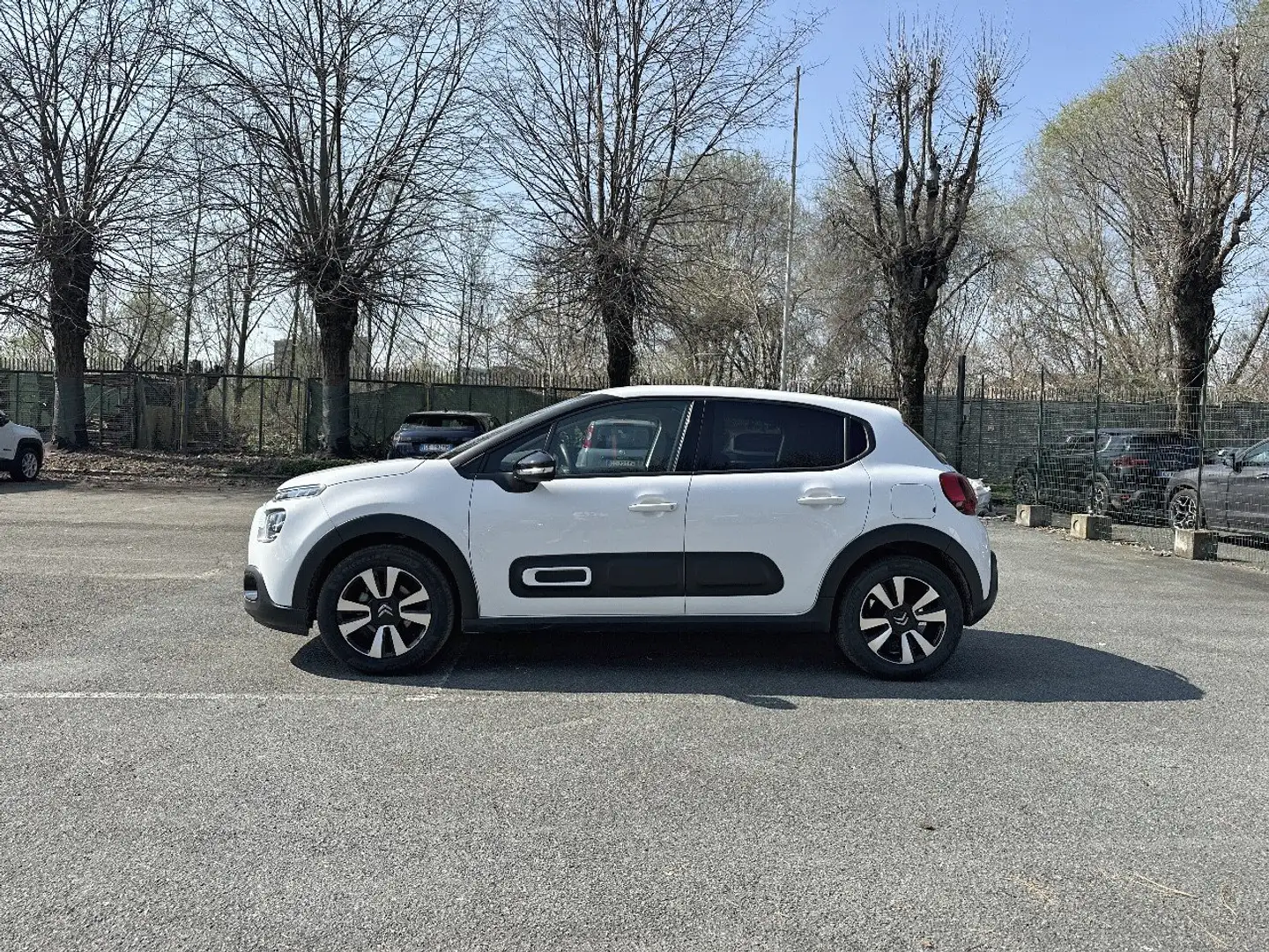 Citroen C3 PureTech 83 S&S MAX Bianco - 2