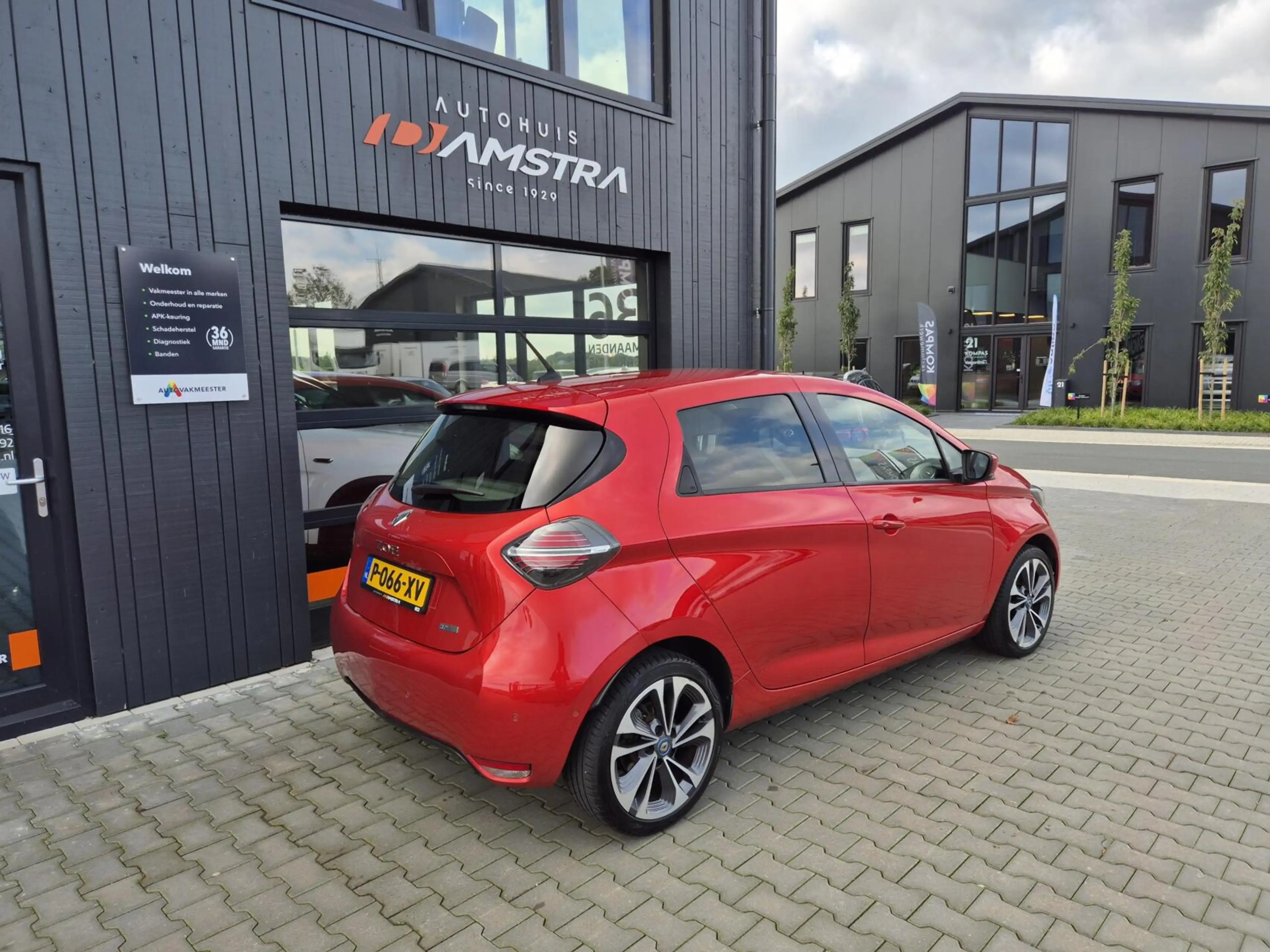 Renault ZOE R135 Intens 52 kWh (ex Accu)|Camera|Stoel+Stuurver — photo 4