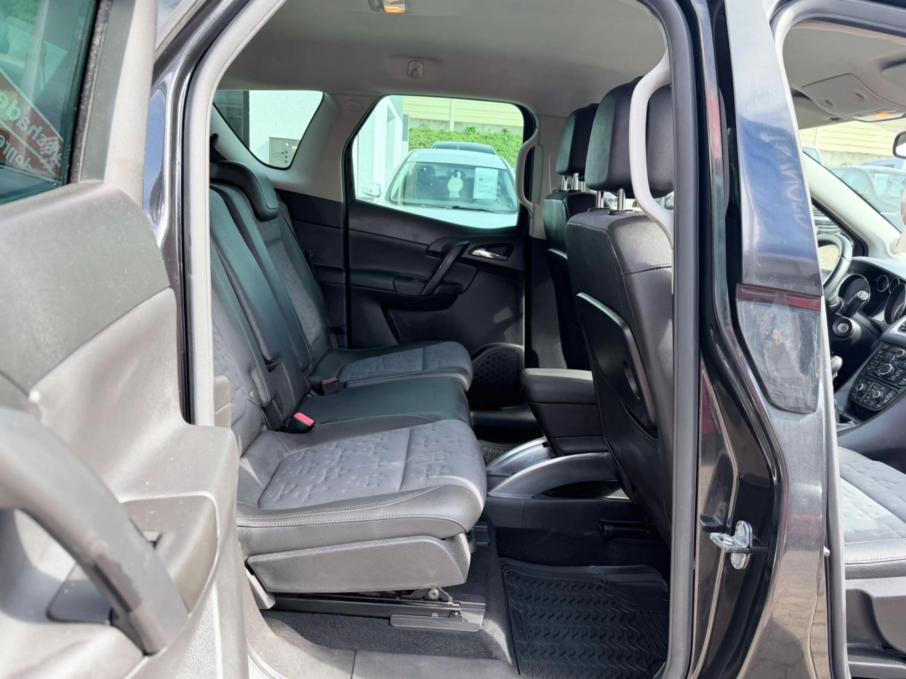 Opel Meriva B Innovation~Tempomat~Navi~SHZ~PDC~Euro5 — photo 14