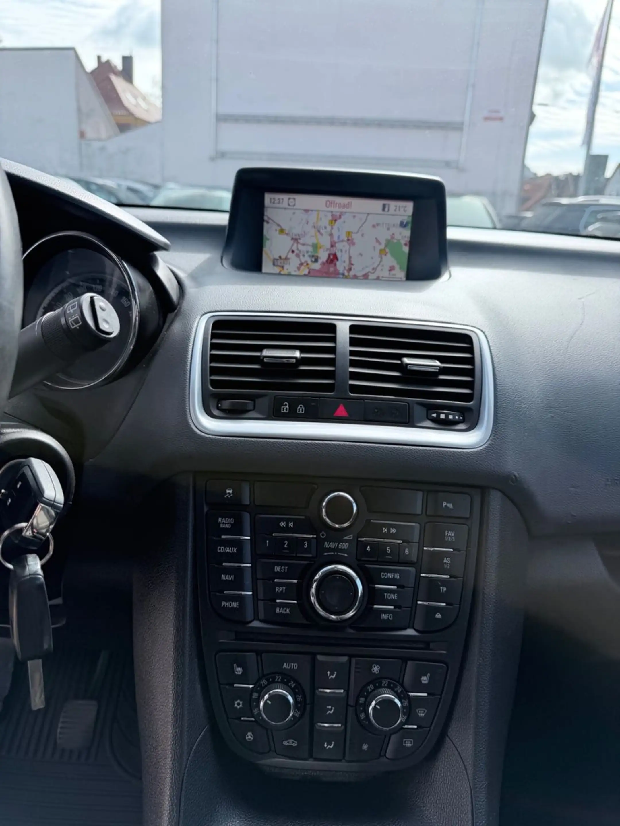 Opel Meriva B Innovation~Tempomat~Navi~SHZ~PDC~Euro5 — photo 16