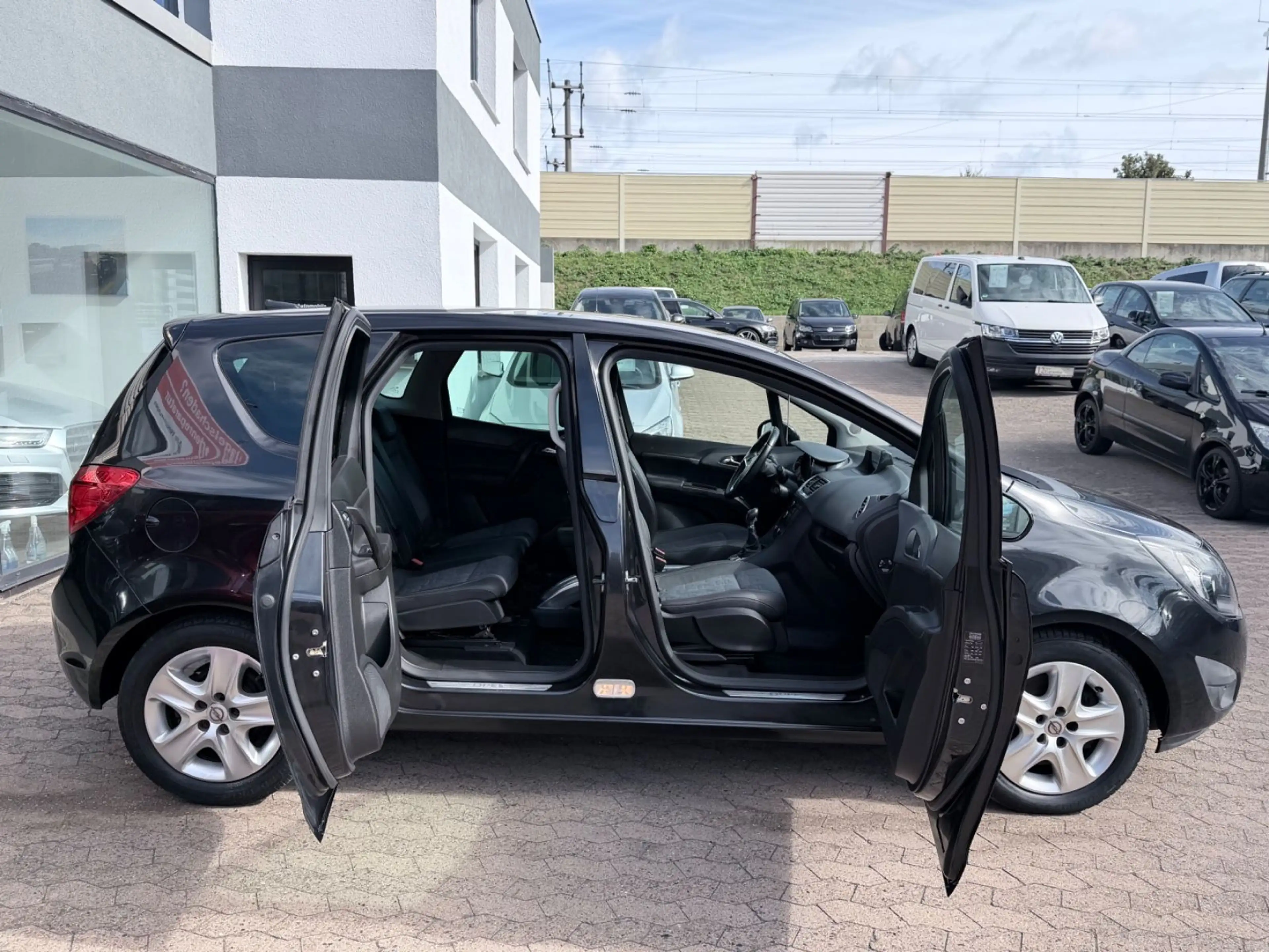 Opel Meriva B Innovation~Tempomat~Navi~SHZ~PDC~Euro5 — photo 5