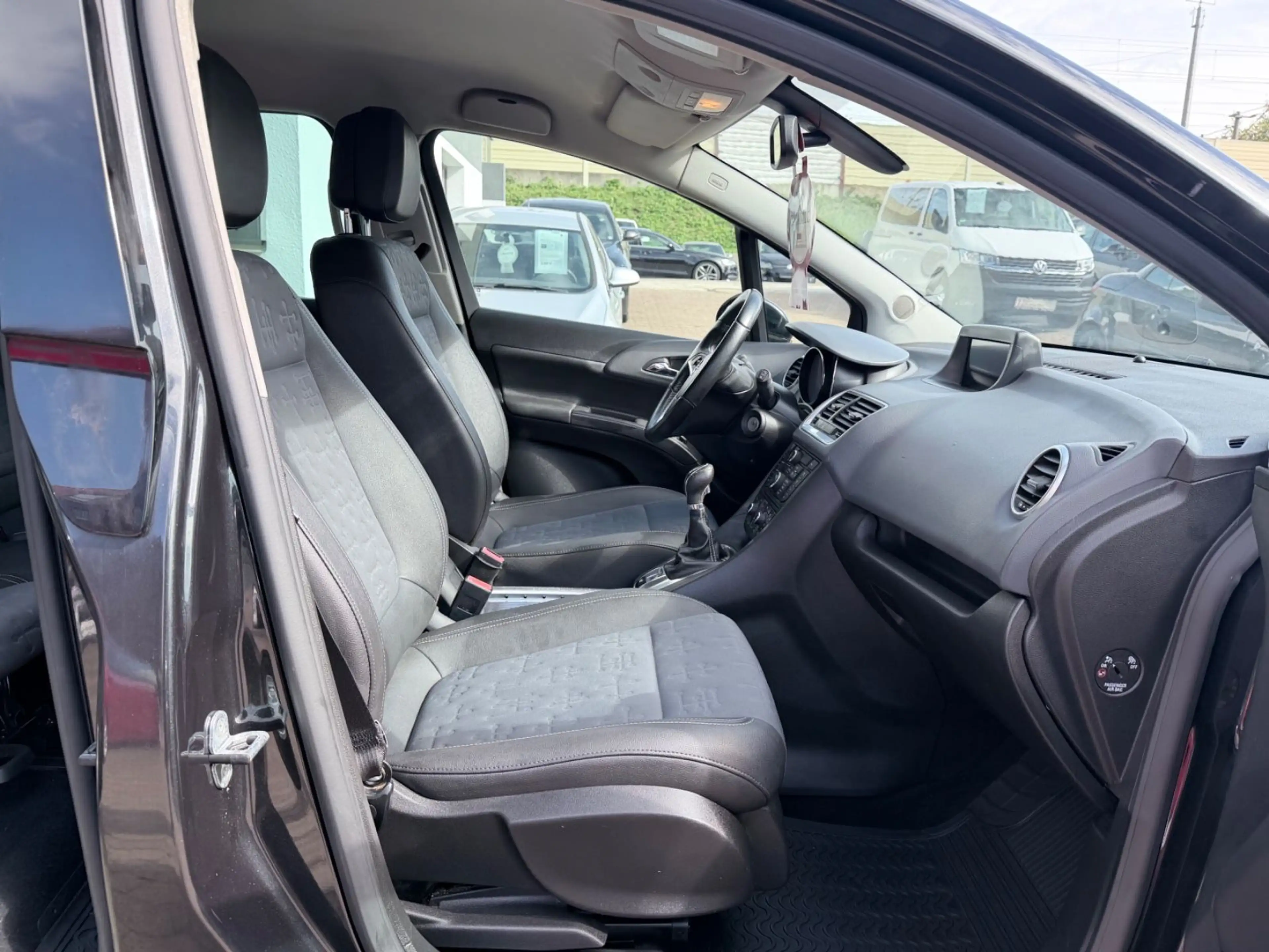 Opel Meriva B Innovation~Tempomat~Navi~SHZ~PDC~Euro5 — photo 13