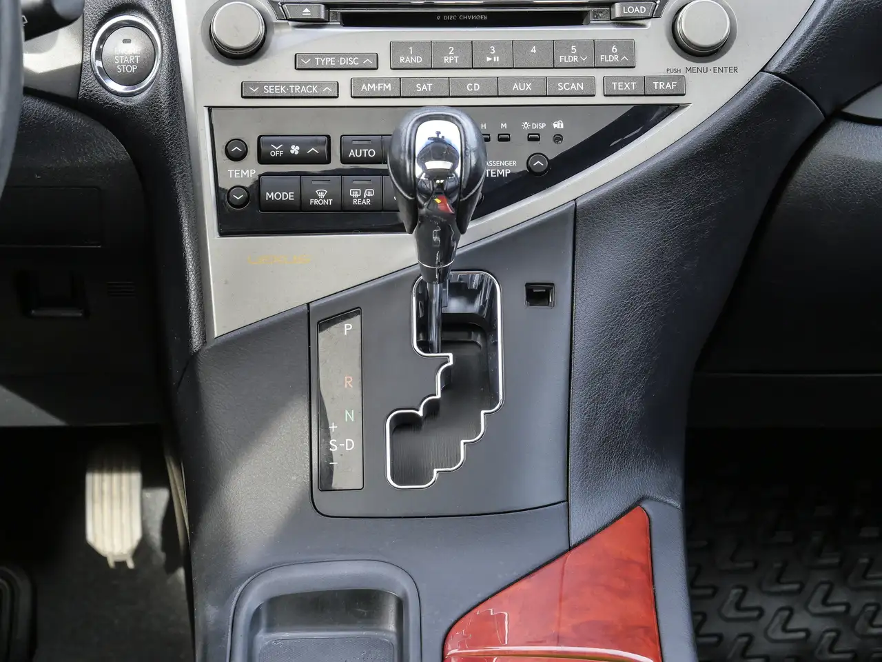 Lexus RX снимка Lexus RX