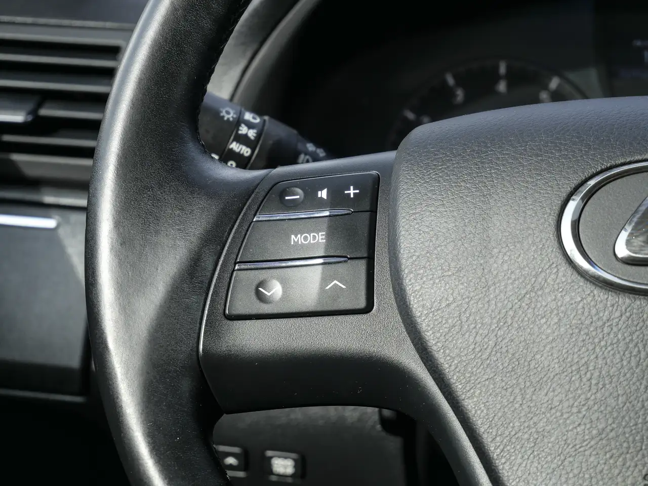 Lexus RX снимка Lexus RX