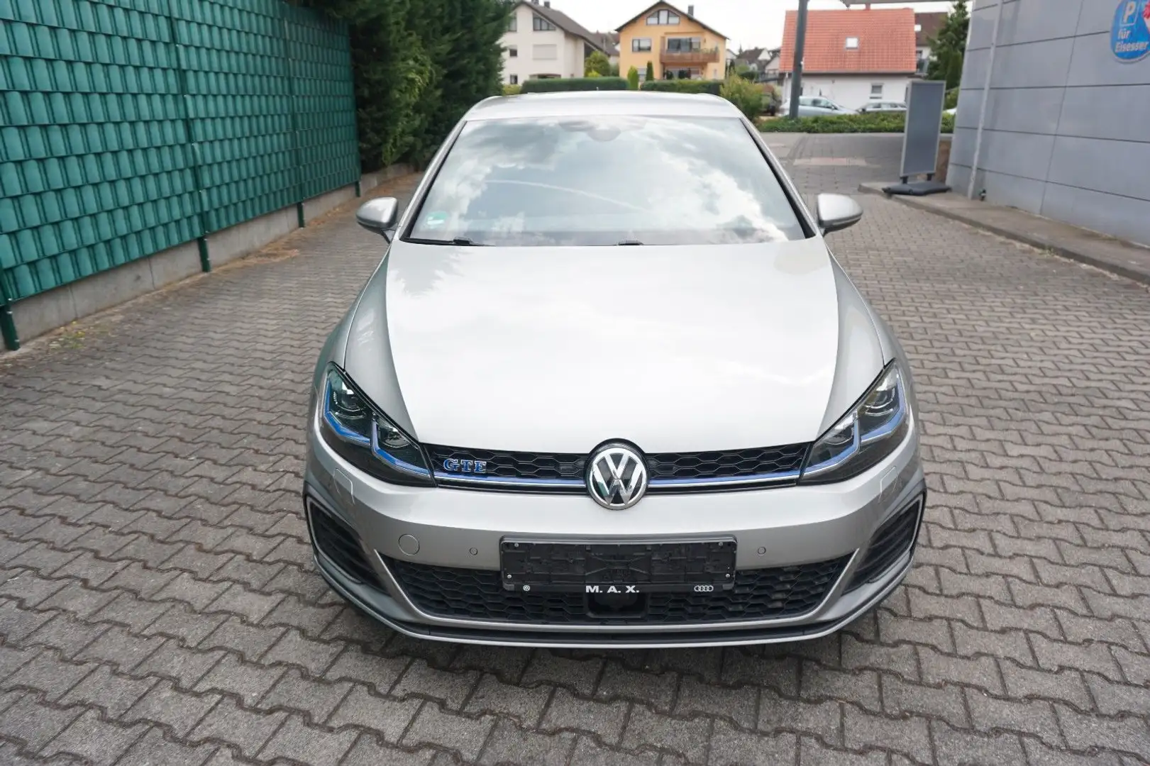 Volkswagen Golf VII , AUT. GTE Start-Stopp ACC, LED,Disc, Silber - 2