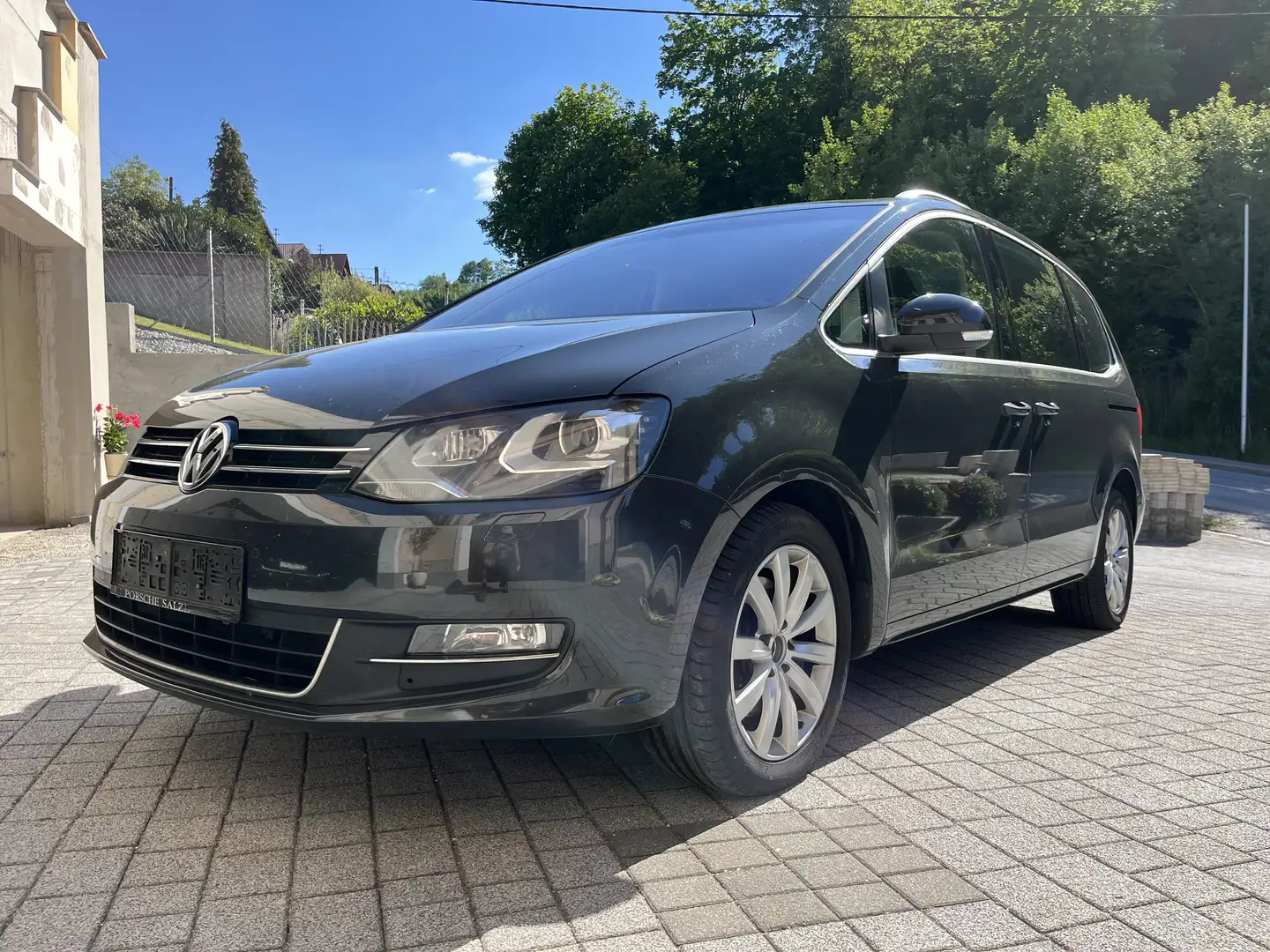 Volkswagen Sharan *Highline*6-Sitzer*SHZ*AHK*Isofix Grau - 1