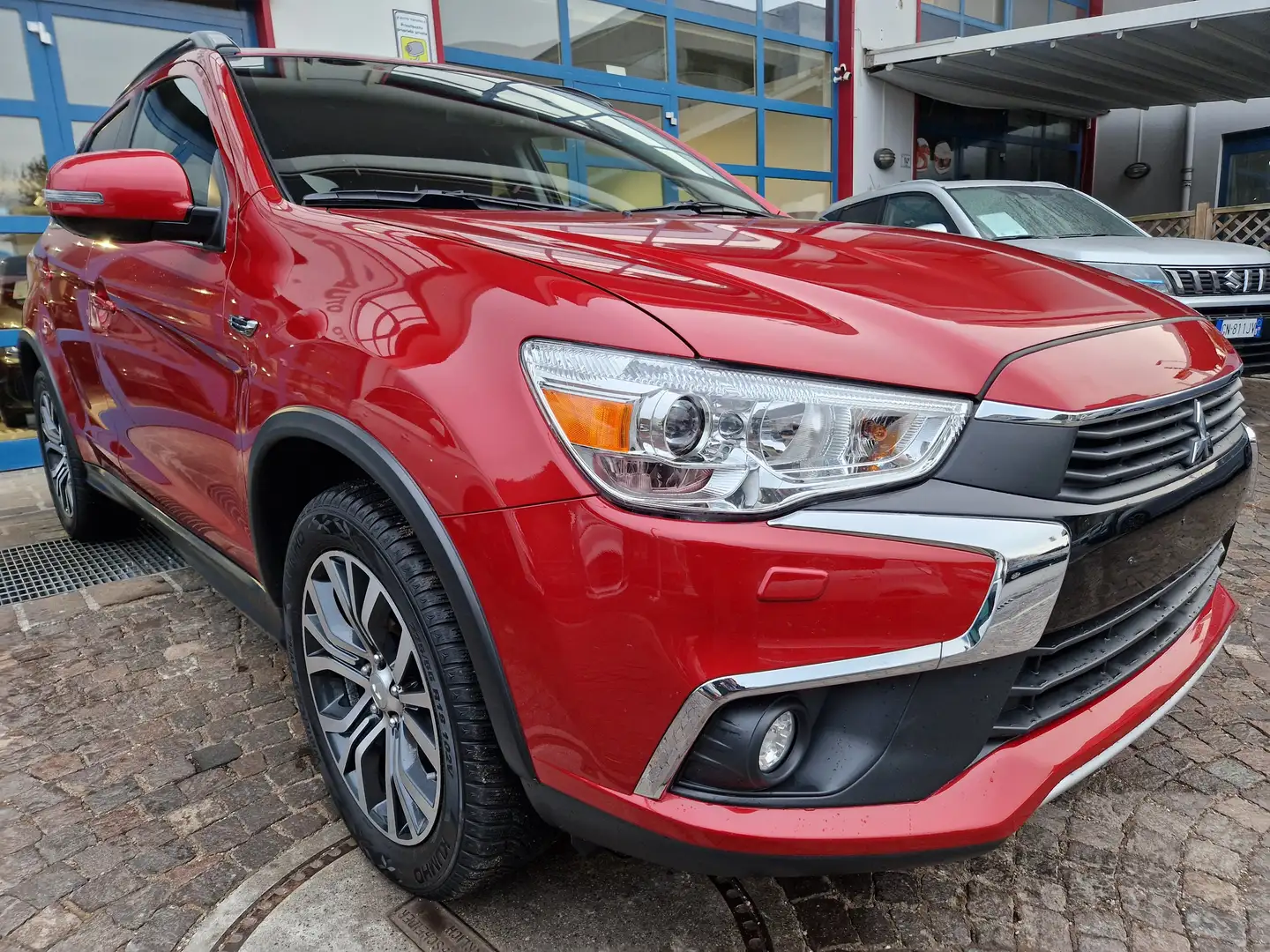 Mitsubishi ASX 2.2 DI-D150Cv 4WD Aut. Edition 100+ Xeno LED Navi Rosso - 2