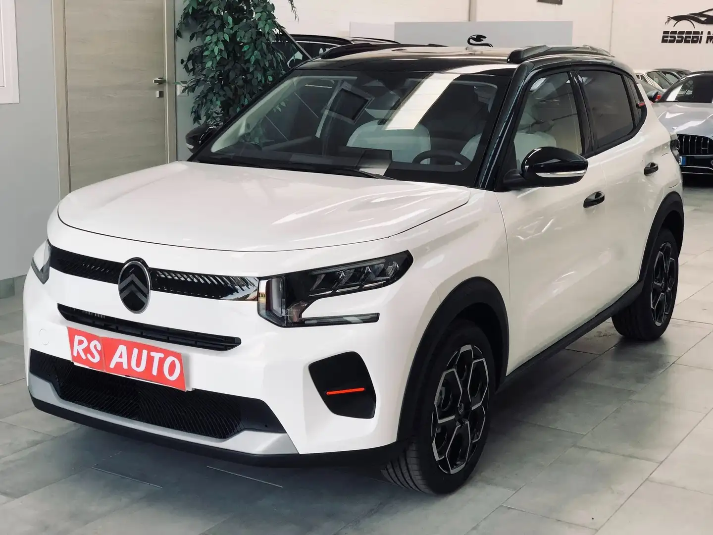 Citroen C3 C3 IV 2024 1.2 puretech Max 100cv s Blanco - 1