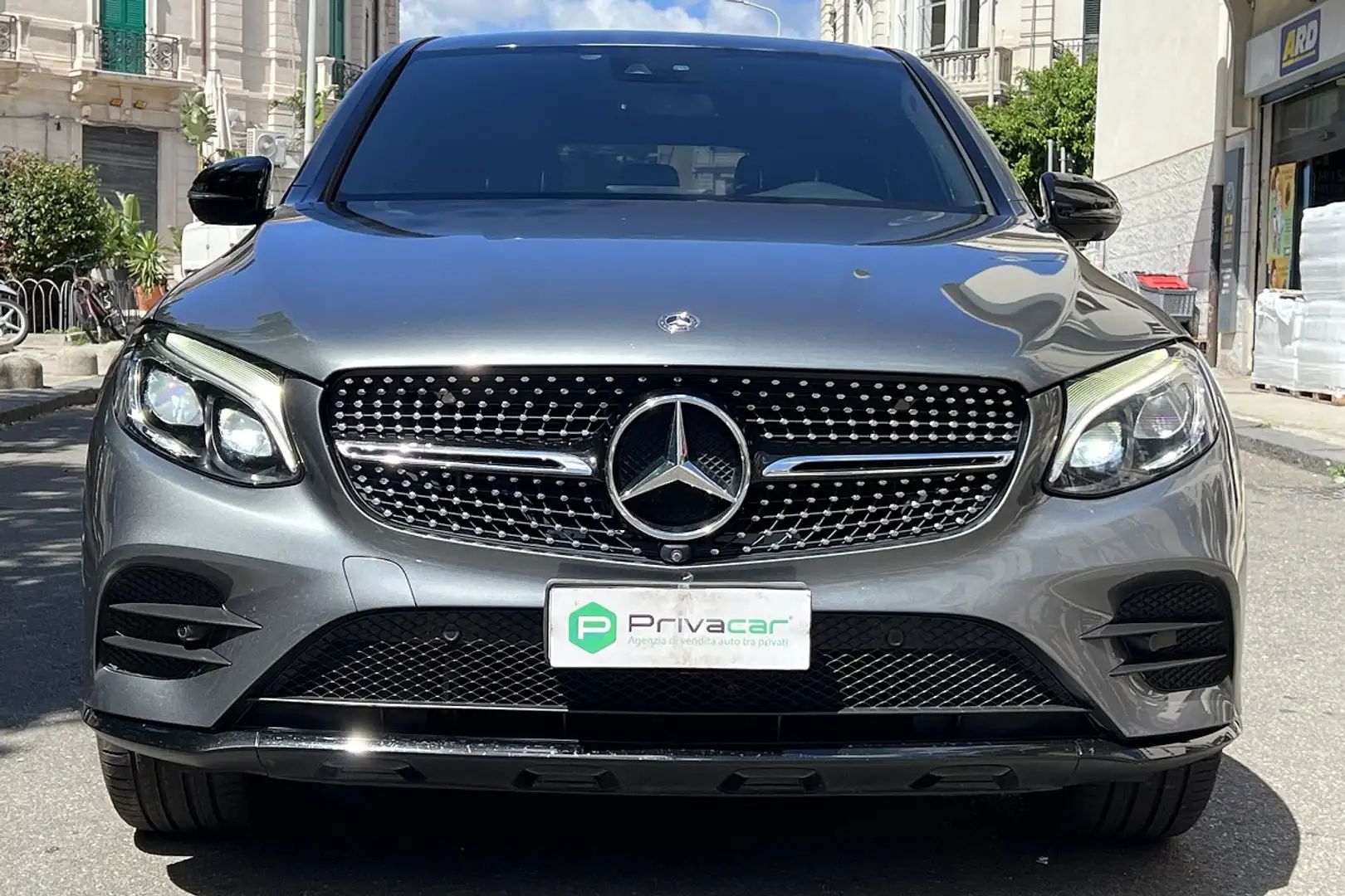 Mercedes-Benz GLC 250 GLC 250 d 4Matic Coupé Exclusive Plateado - 2