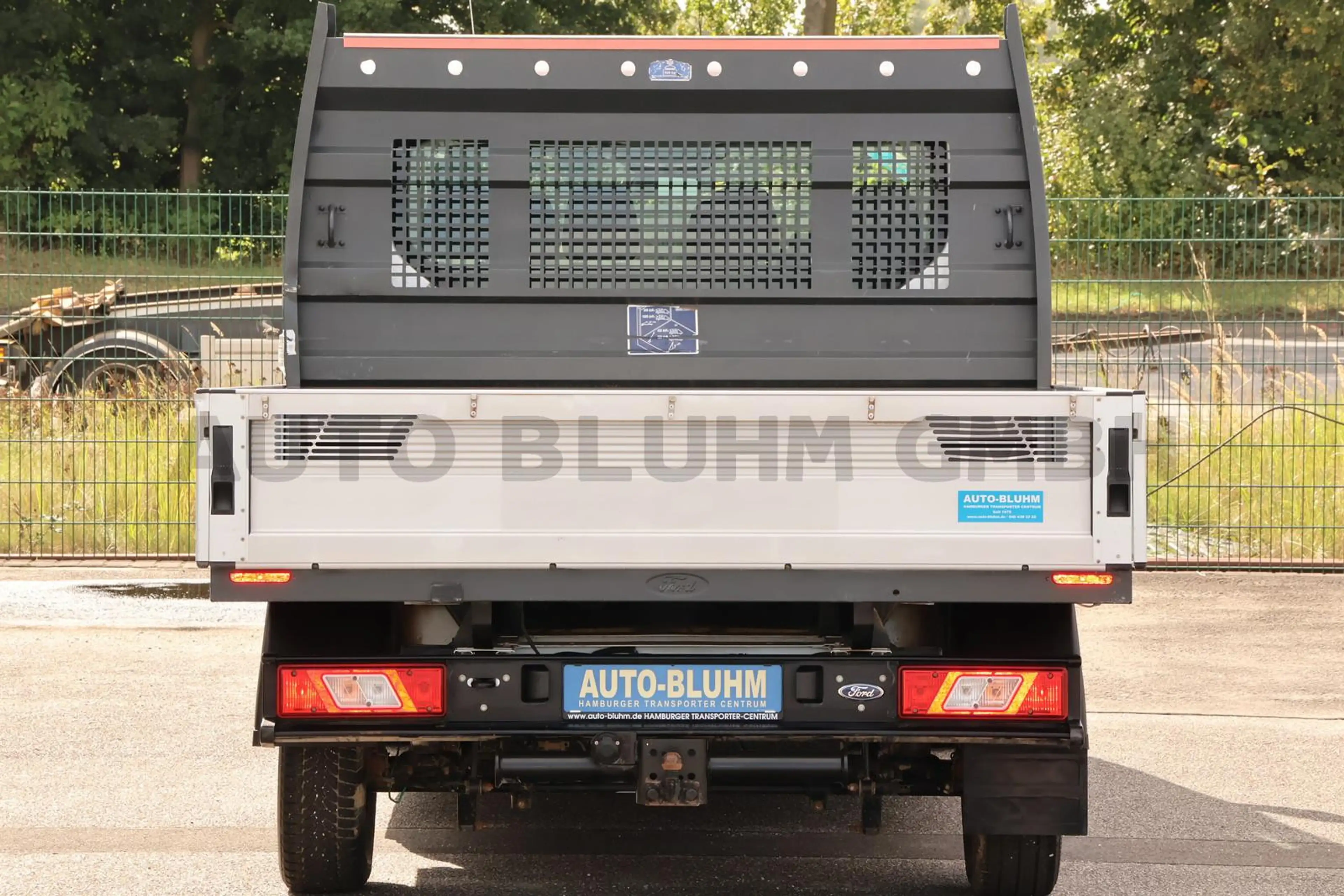 Ford Transit 350-EB Doka L2 + Klima AHK 2,24T 7-Sitze — photo 6