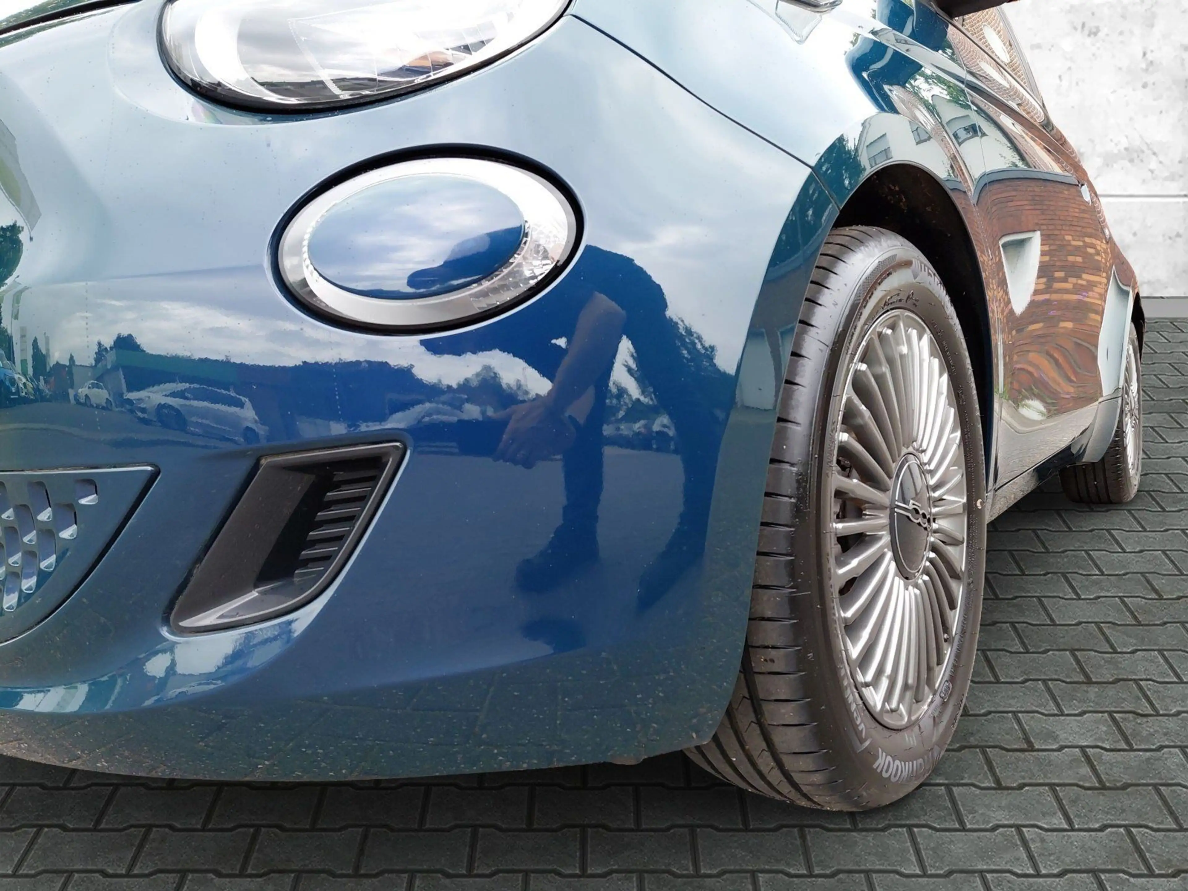 Fiat 500e Icon `NAVI`/ `RÜCKFAHRKAMERA` — photo 9