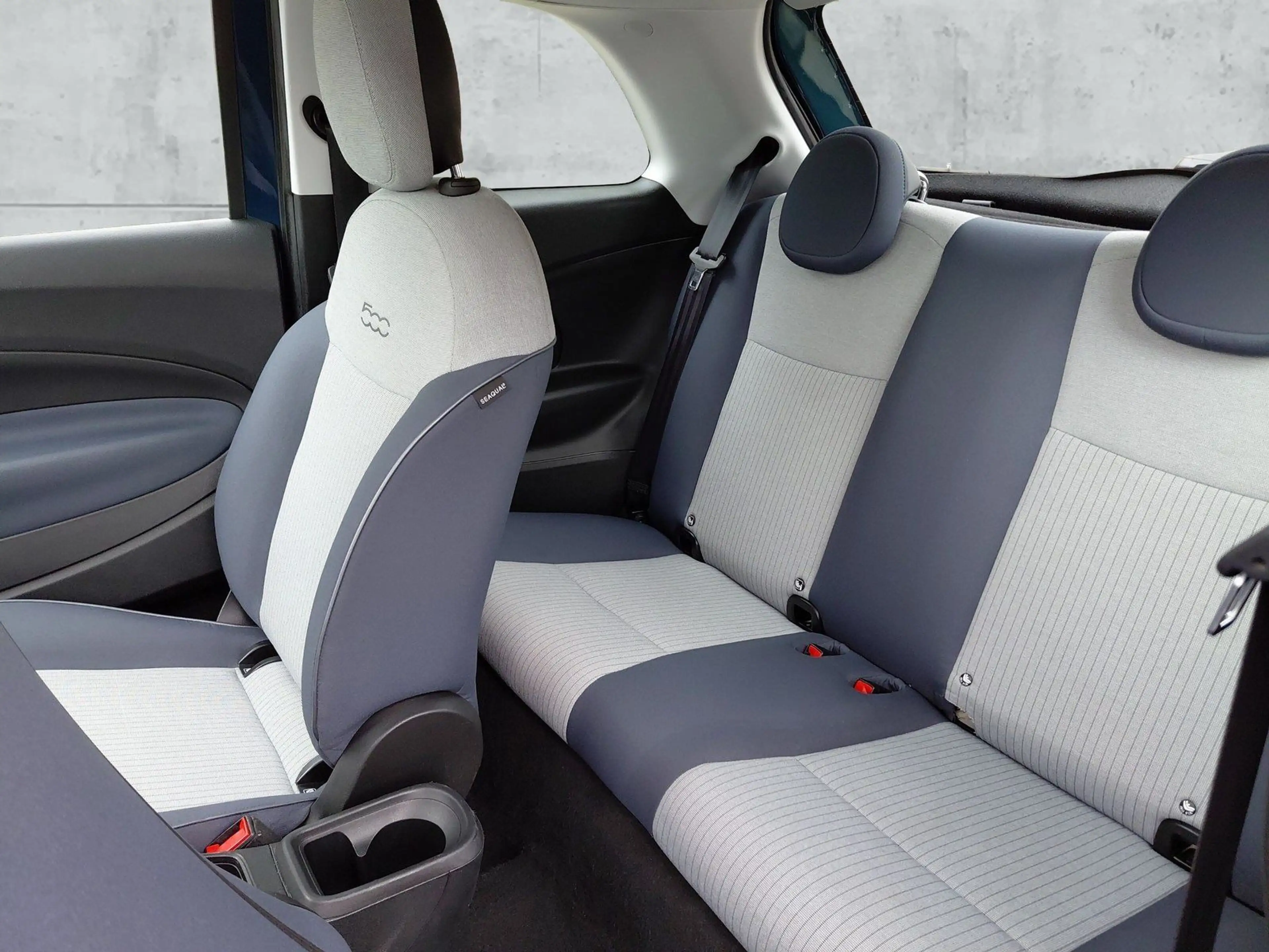Fiat 500e Icon `NAVI`/ `RÜCKFAHRKAMERA` — photo 12