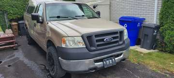 4WD Reg Cab 126  XLT