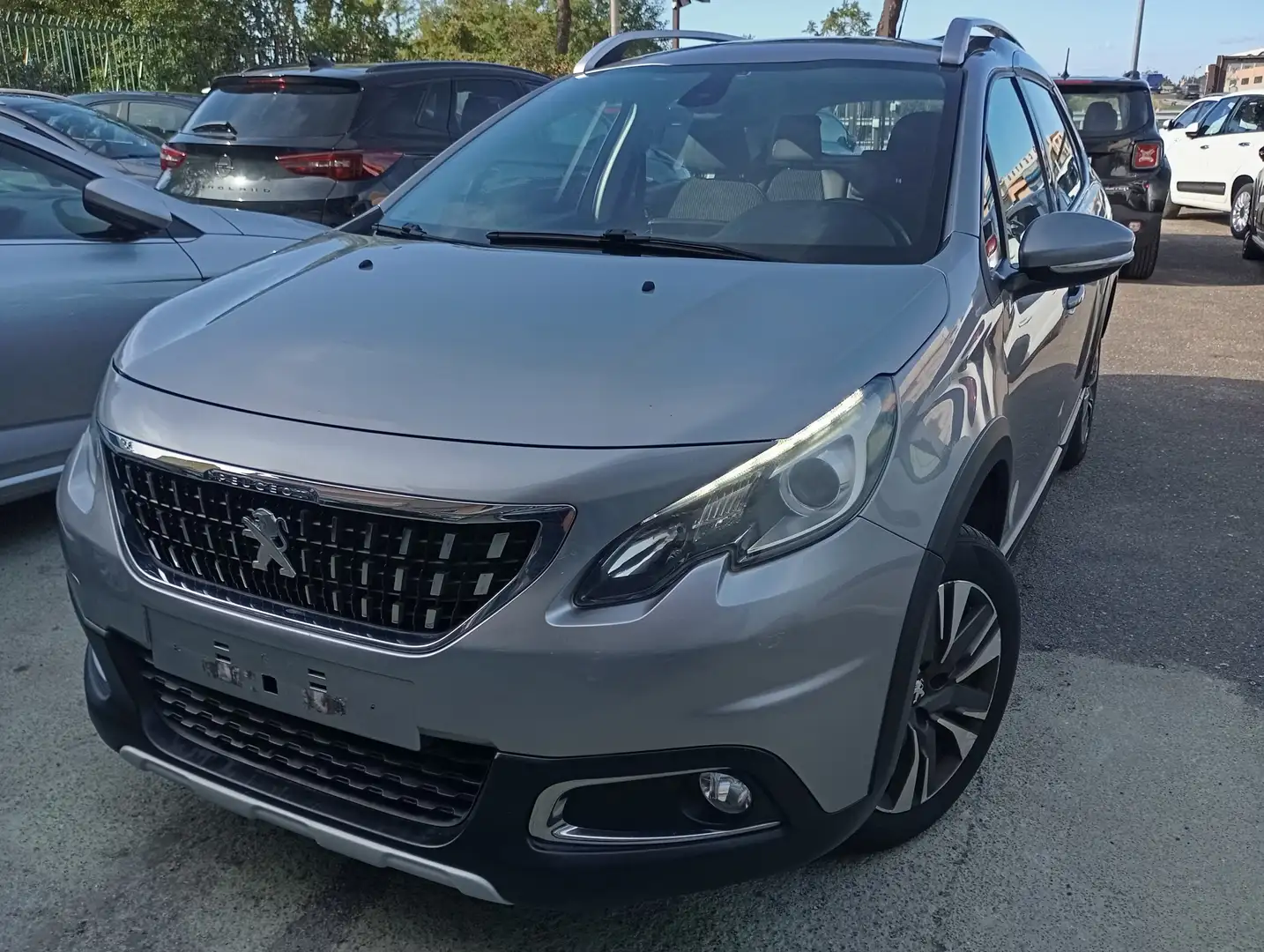Peugeot 2008 1.2 PureTech Turbo 110CV Allure Grigio - 1