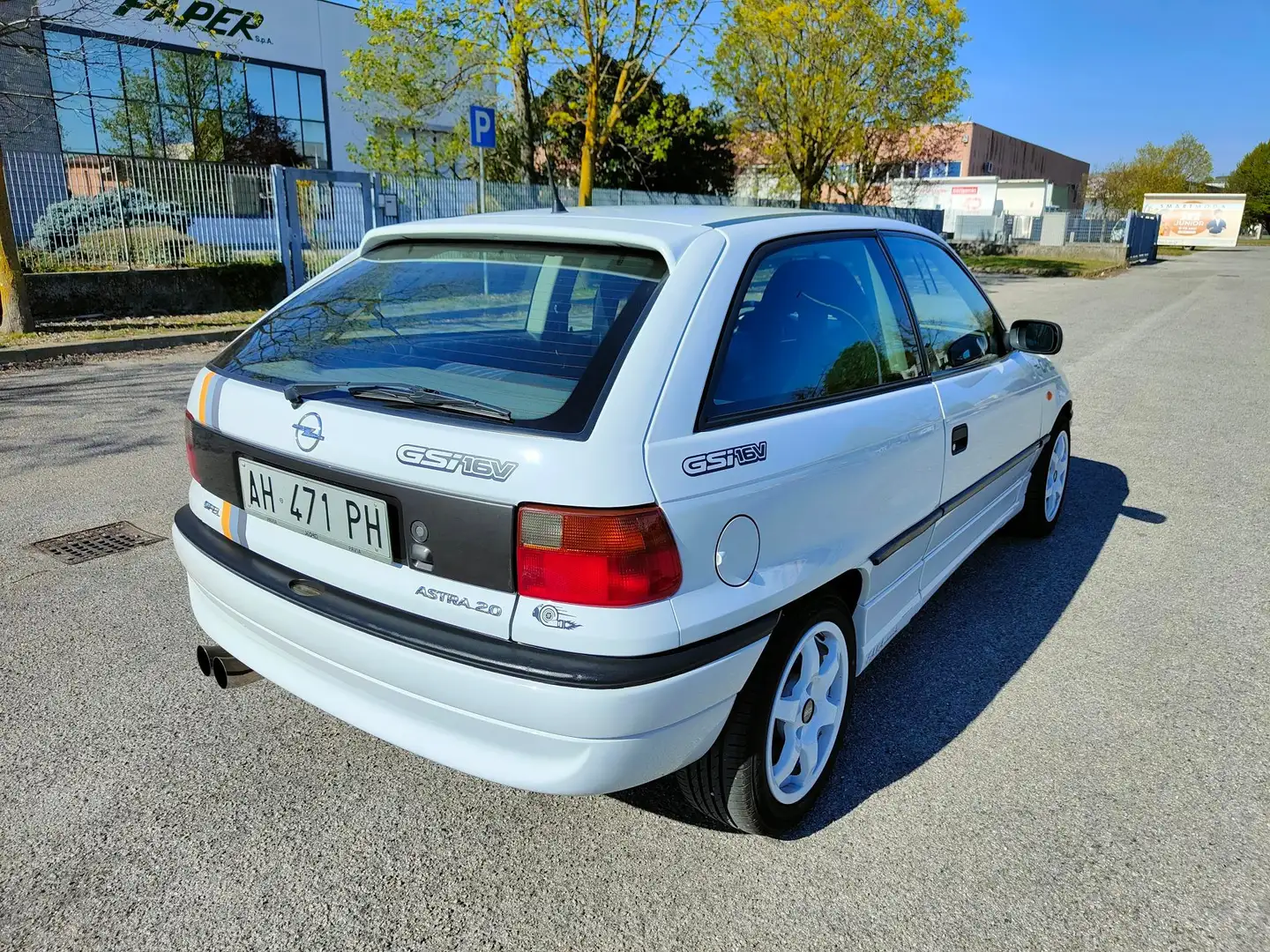 Opel Astra Astra 3p 2.0i 16v GSI 150cv cat. Bianco - 2