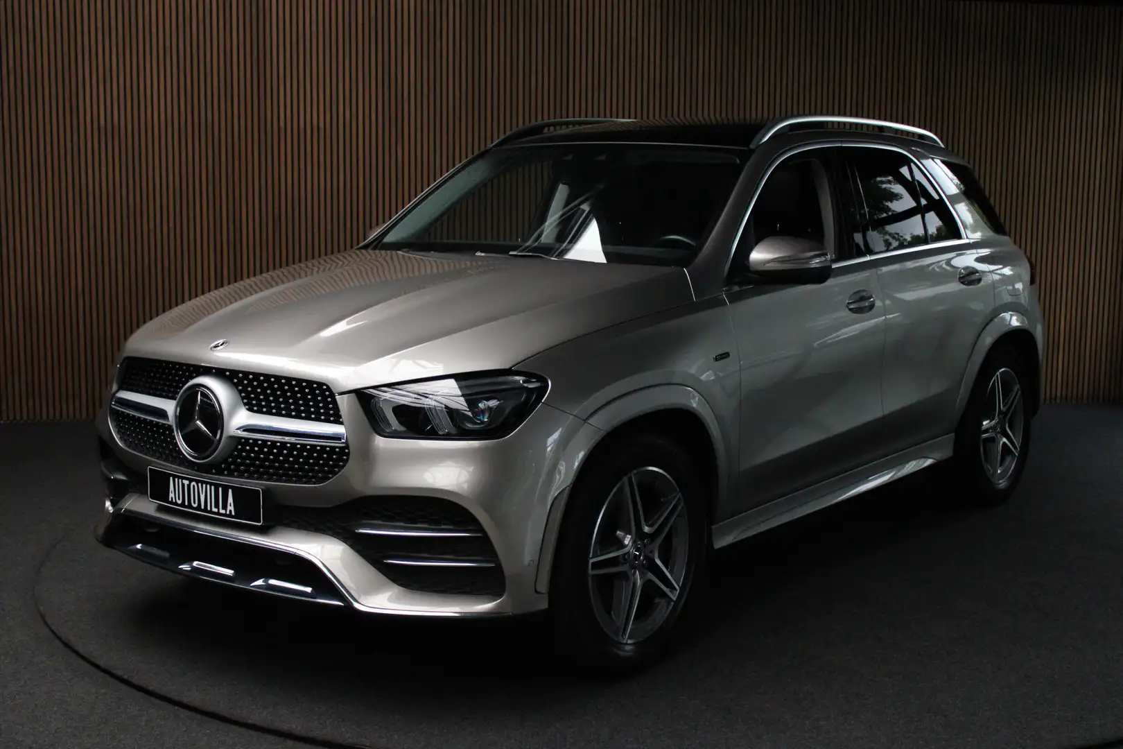 Mercedes-Benz GLE 350 e 4MATIC AMG Panodak Leer 360° Memory ACC Niveaure Beige - 1