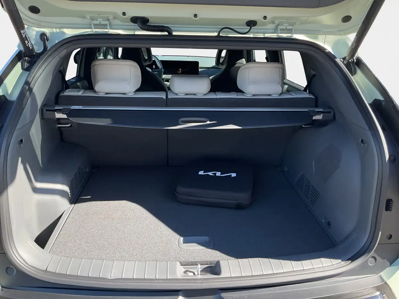 Kia EV3 814kWh GT-line AUT+Kamera+W-Pumpe+360+ACC+LM 11