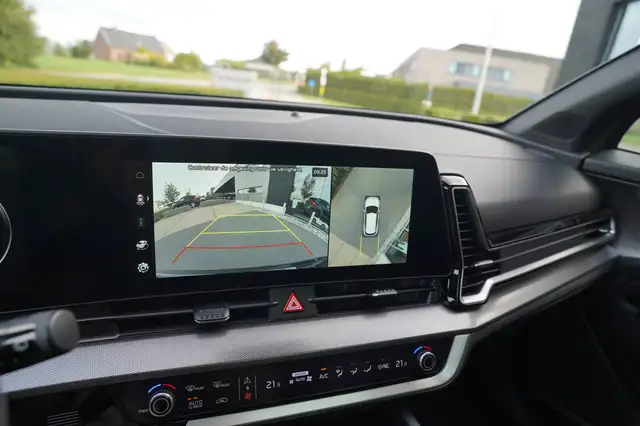 Kia Sportage view 28