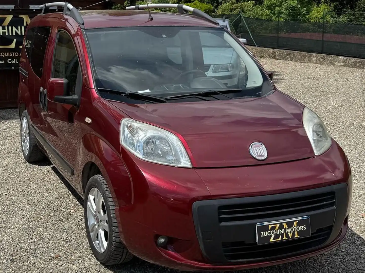 Fiat Qubo Qubo 1.4 8v natural power Dynamic 70cv Rood - 1