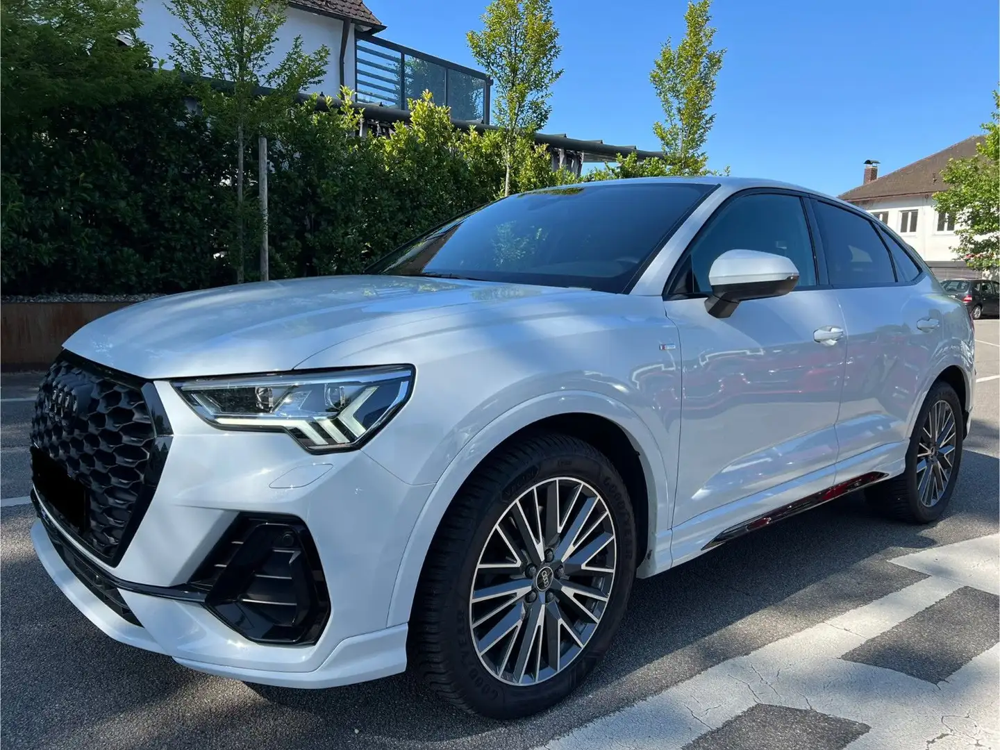Audi Q3 Sportback 40 TDI quattro S line Wit - 1