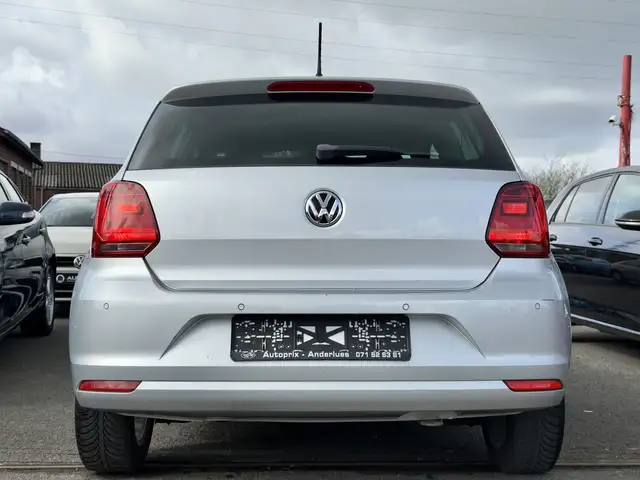 Volkswagen Polo view 6