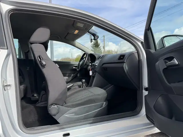 Volkswagen Polo view 10