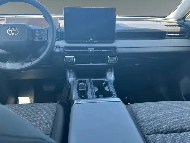 Toyota Rav4 view 11