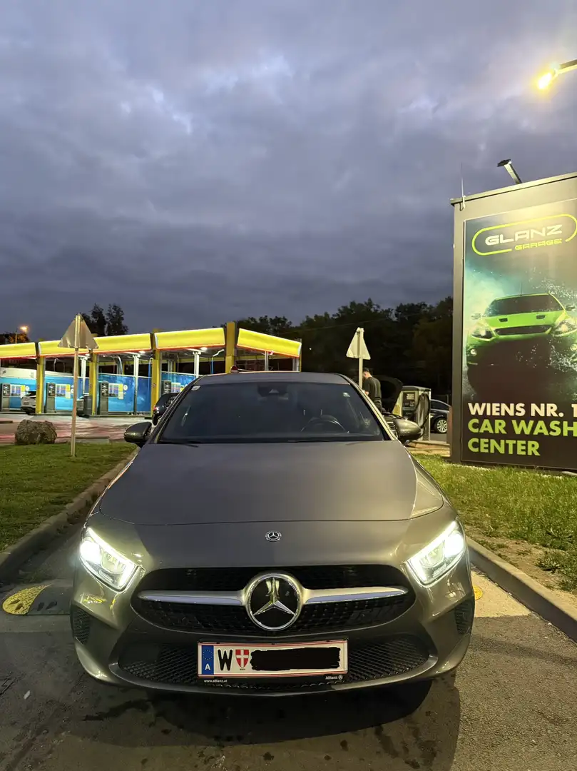 Mercedes-Benz A 180 d 7G-DCT - 1
