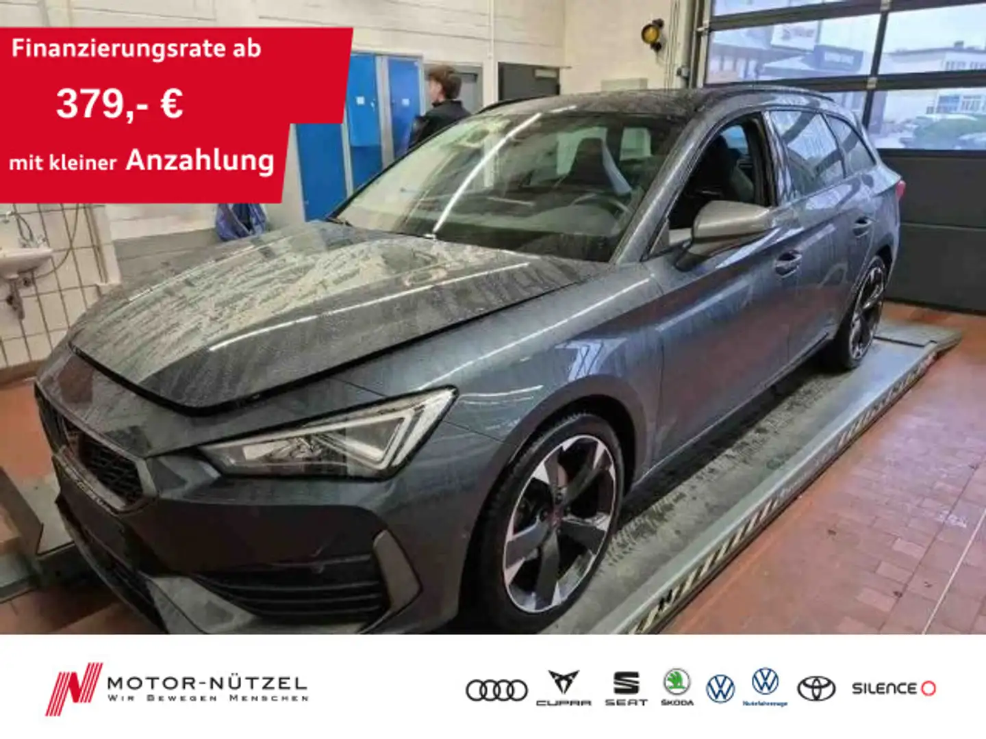 CUPRA Leon ST 1.5 eTSI DSG LED+ACC+NAV+APP+SHZ+RFK+PDC Grau - 1
