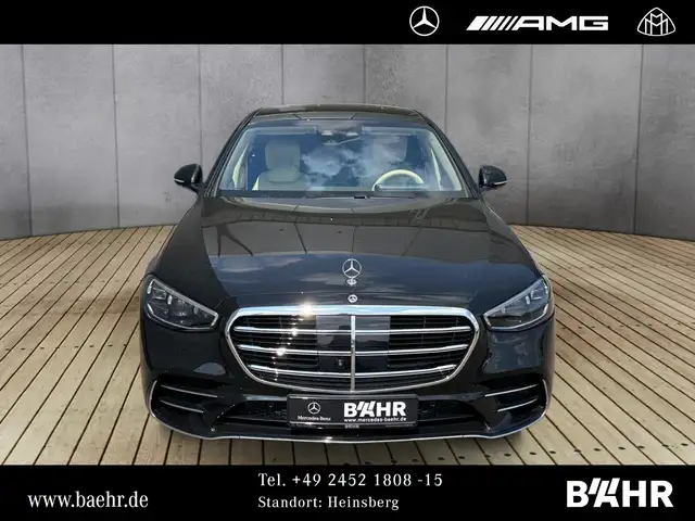 Mercedes-Benz S-Class view 7