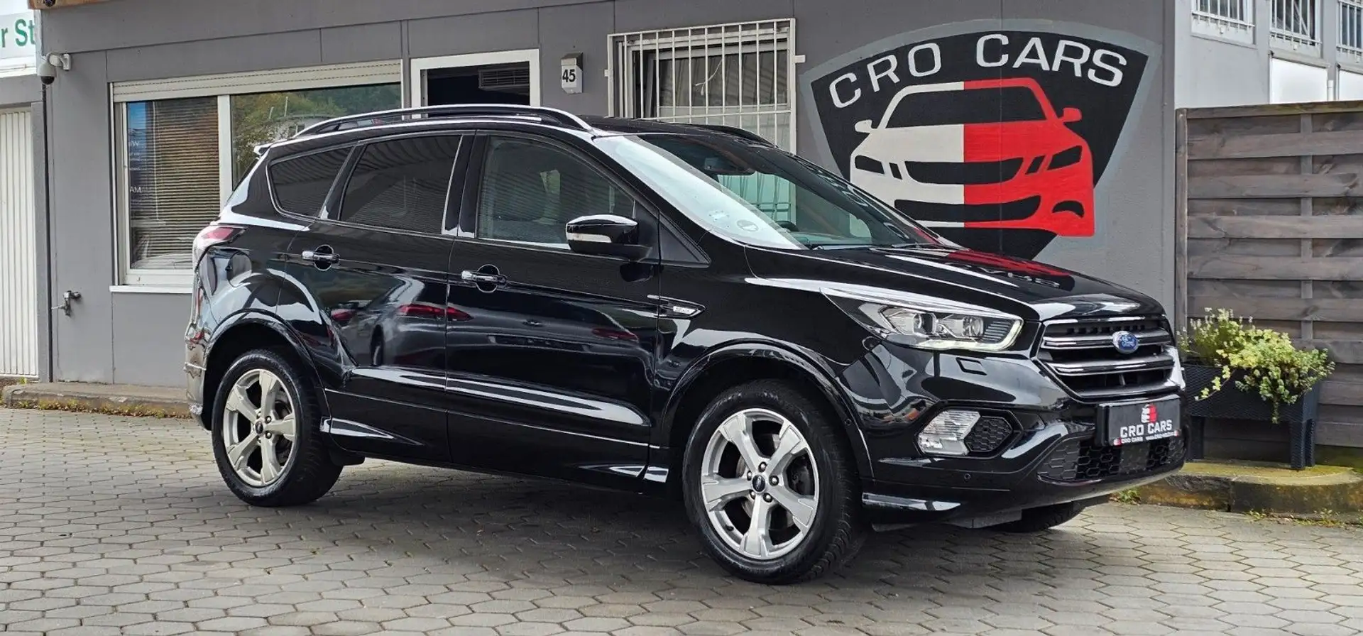 Ford Kuga ST-Line*CAMERA*GARANTIE* Schwarz - 1