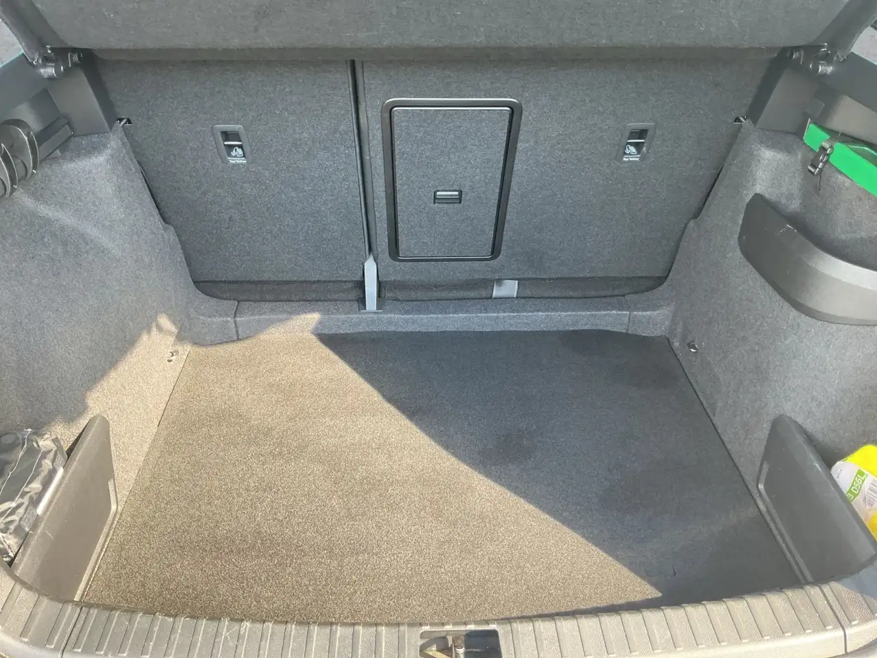 Skoda Karoq 1.5 TSI DSG AMBITION LED+NAVI+AHK+SHZ+RFK, миниатюра 14
