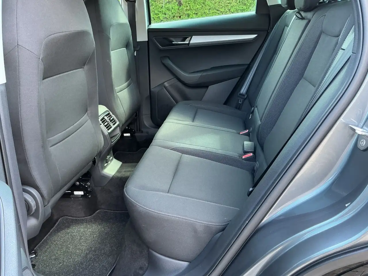 Skoda Karoq 1.5 TSI DSG AMBITION LED+NAVI+AHK+SHZ+RFK, миниатюра 20