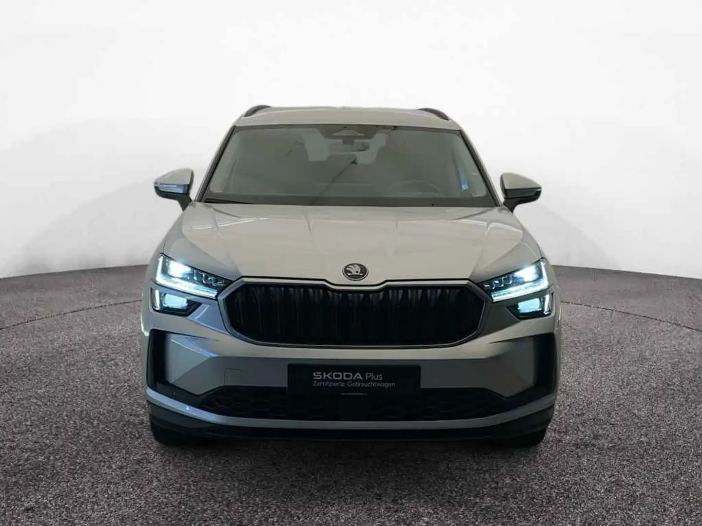 Skoda Kodiaq Selection 2.0 TDI DSG 4x4 *MATRIX*AHK*ACC Silber - 2