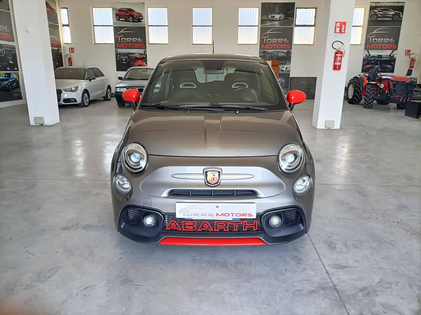 Fiat 500 Abarth Grau - 2